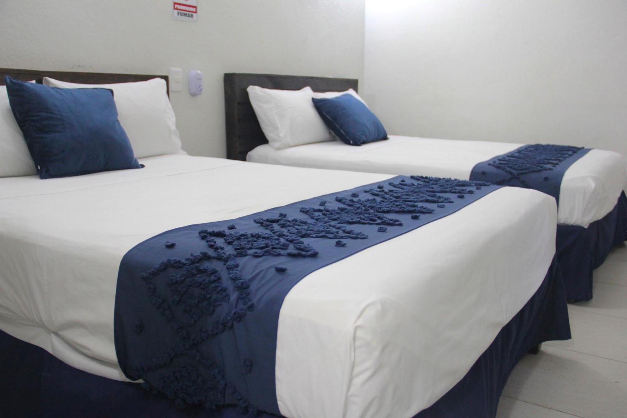 Hotel Juarez 70 Colima Zimmer foto